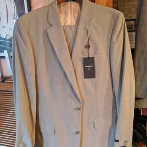 John Varvatos men's suit 42L untailored